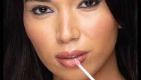 Η Ενέργεια των Ουδέτερων Αποκτήστε απαλή και φυσική επίπτωση με Lip Gloss 5 The Power of Neutrals: Επιτυγχάνοντας μια απαλή και φυσική εμφάνιση με Lip Gloss